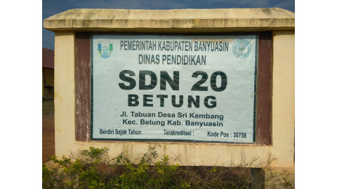 Tentang Sekolah
